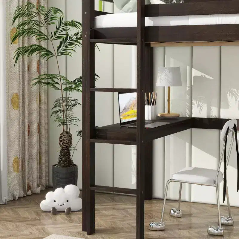 Lit mezzanine double en bois avec bureau intégré, garde-corps de sécurité, échelle, marron