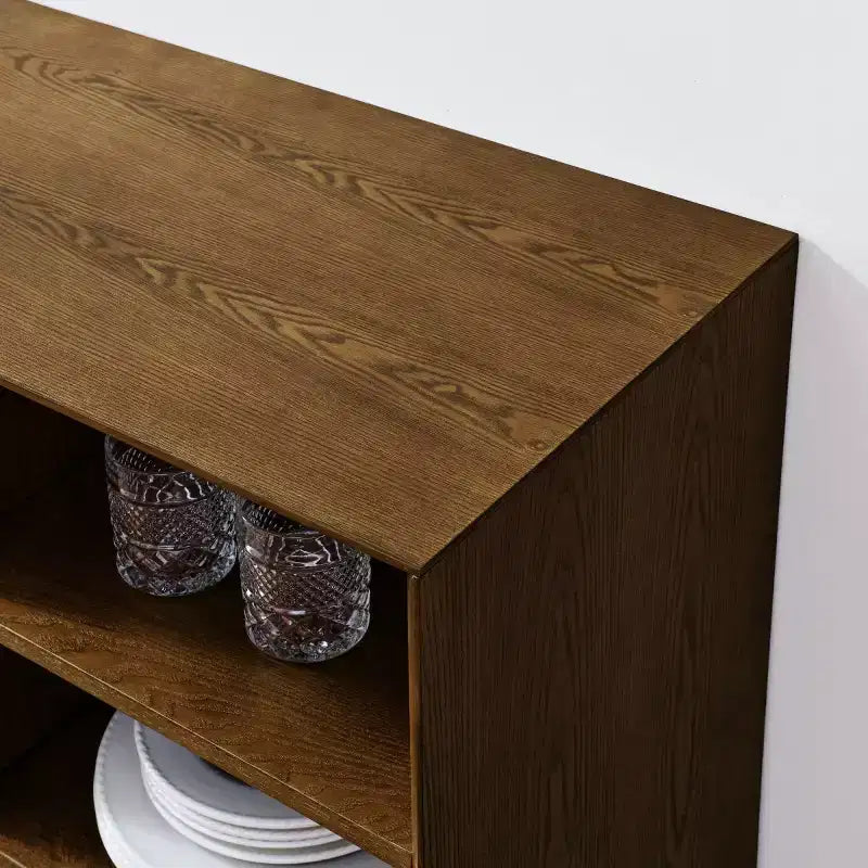 Meuble TV et buffet de rangement Mid-Century Modern de 47 po avec porte coulissante à lattes et pieds en bois massif