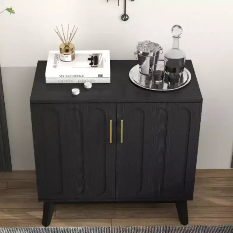 Meuble de rangement d'appoint cannelé de style moderne du milieu du siècle de 32 po, petit buffet à 2 portes avec pieds en bois massif et poignées dorées